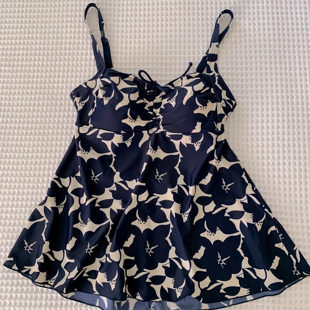 Tankini swim top
